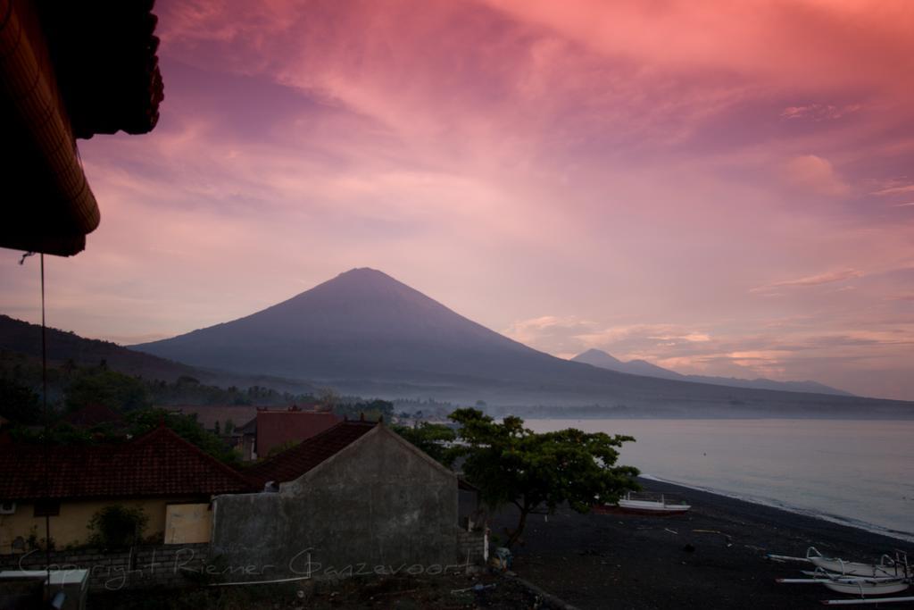Alur Beach Homestay Amed Camera foto