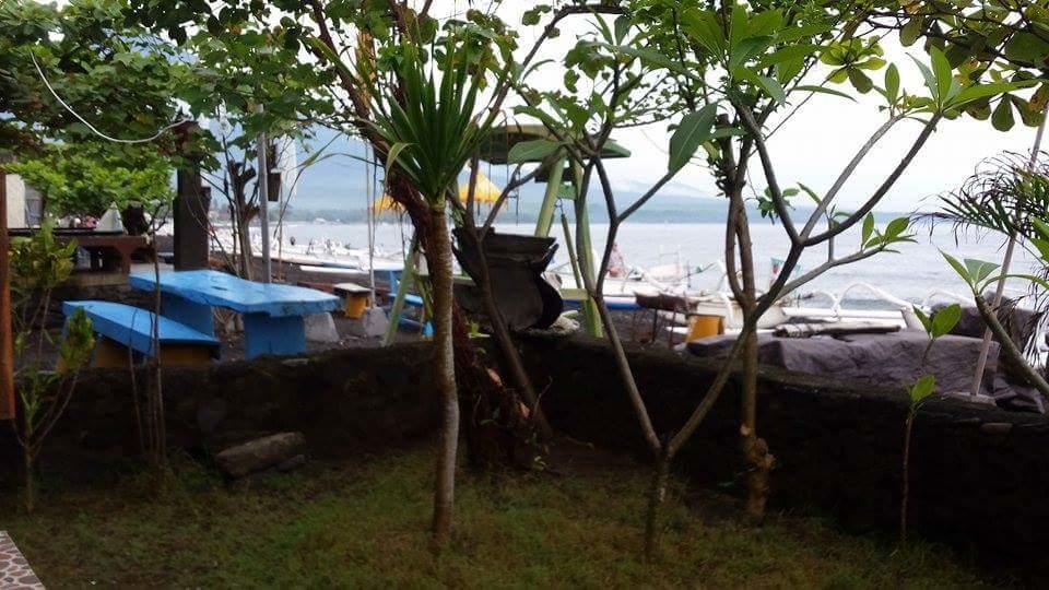 Alur Beach Homestay Amed Esterno foto