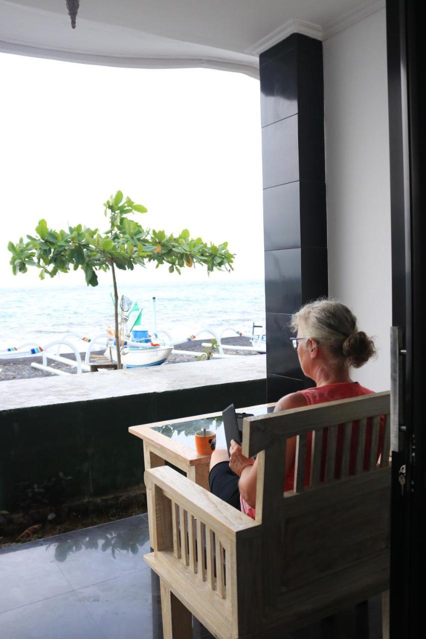 Alur Beach Homestay Amed Esterno foto