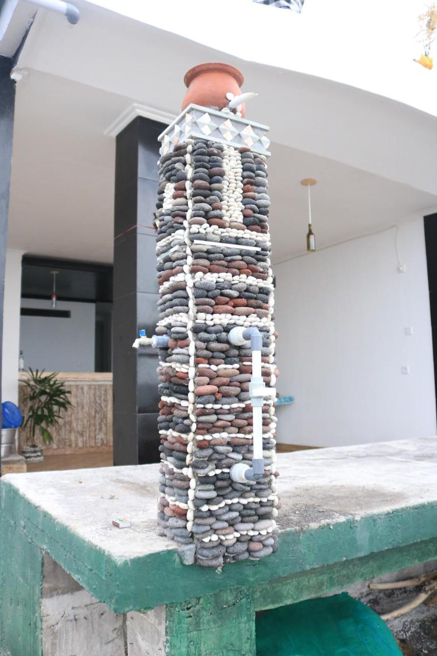 Alur Beach Homestay Amed Esterno foto