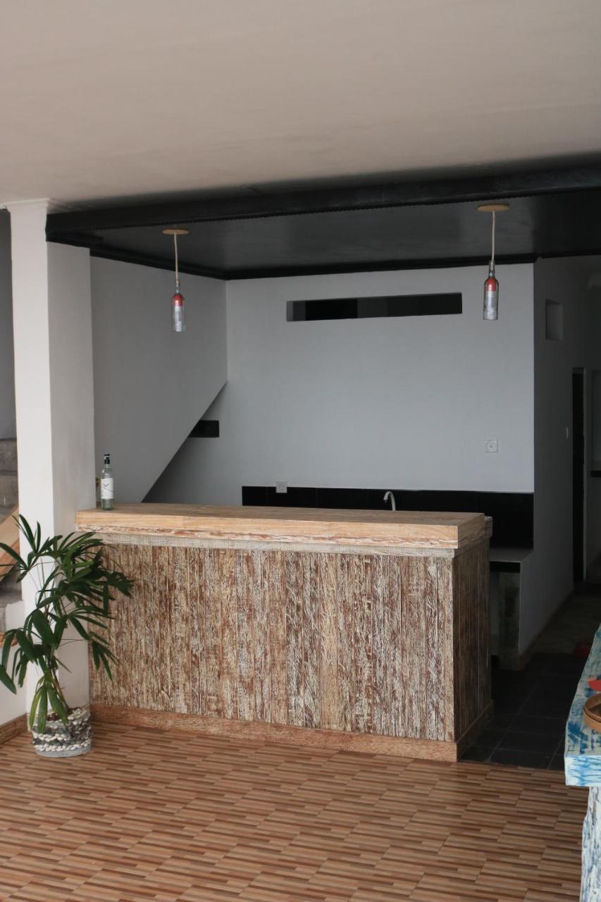 Alur Beach Homestay Amed Esterno foto