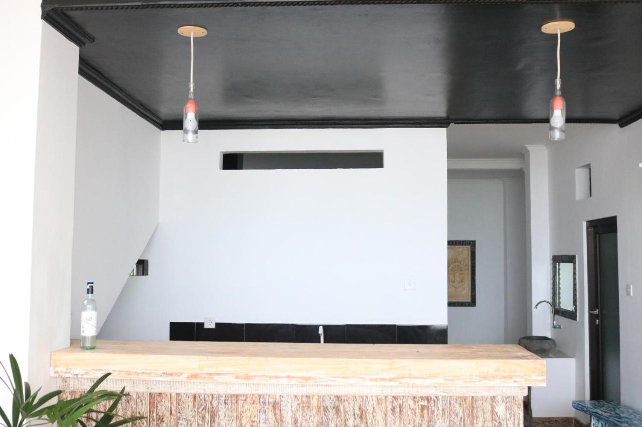 Alur Beach Homestay Amed Esterno foto