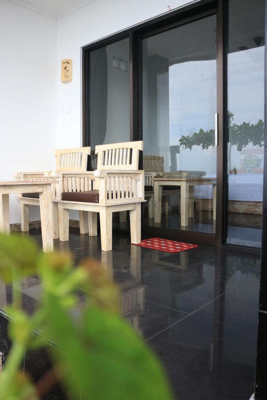 Alur Beach Homestay Amed Esterno foto